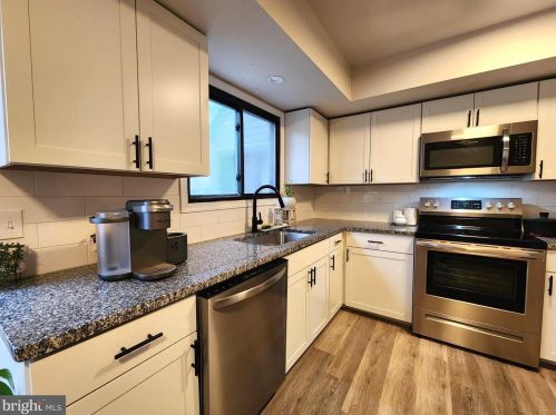 318 Bridge St, Collegeville PA  19426-3502 exterior