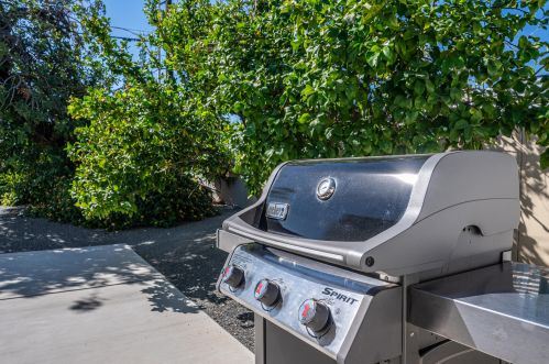3551 Avenida Fey Norte, Palm Springs CA  92262-5409 exterior