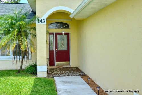 143 Pilsner Cir, Fort Pierce, FL 34953-7557