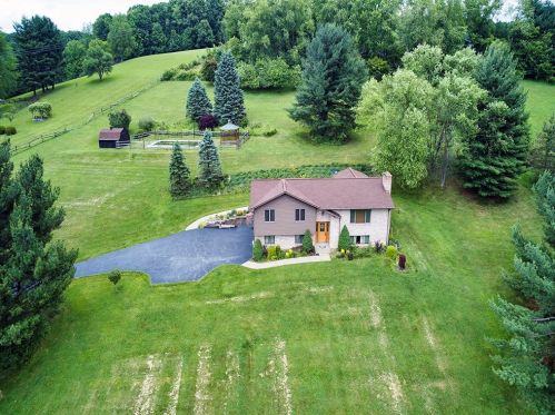 244 Swihart Rd, Canonsburg, PA 15317-6015