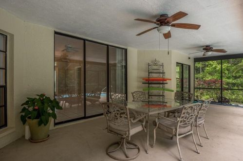 8520 Cypress Lk Blvd, New Port Richey FL 34653-6703 exterior