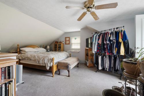 27 Cadogan Way, Nashua NH 03062-2286 exterior