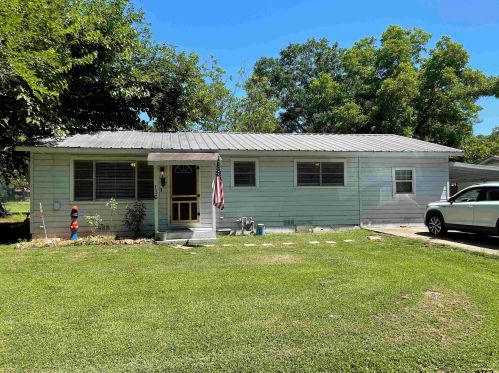 116 5th St, Bogata, TX 75417-2767