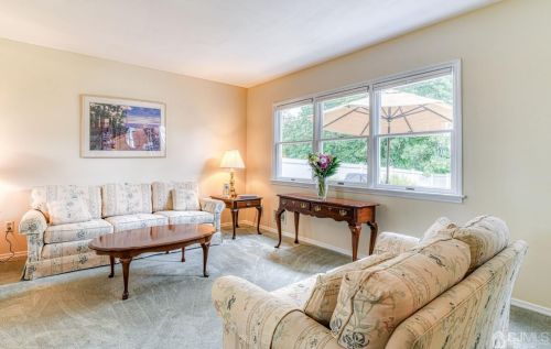 29 Stratford Rd, East Brunswick NJ  08816-2019 exterior