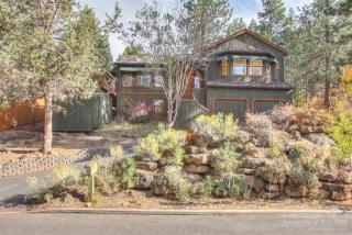 2088 Vicksburg Ave, Bend OR  97701-1034 exterior