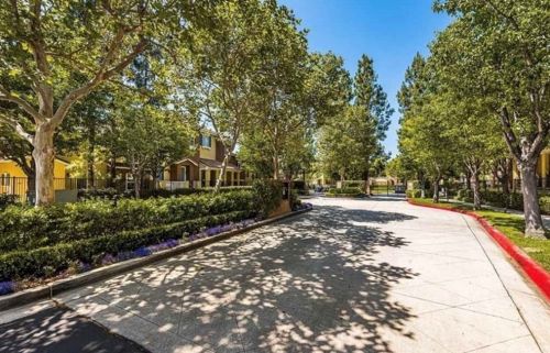 1512 Timberwood, Irvine CA  92620-0285 exterior