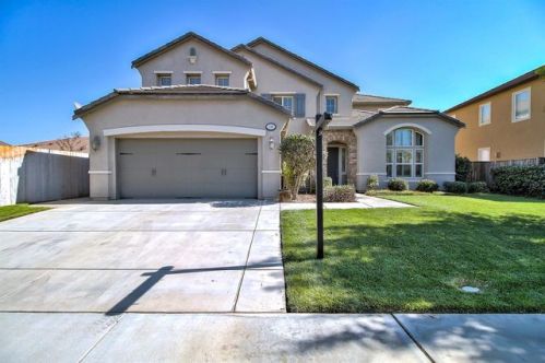 716 Whitechurch Way, Newman, CA 95360-9577