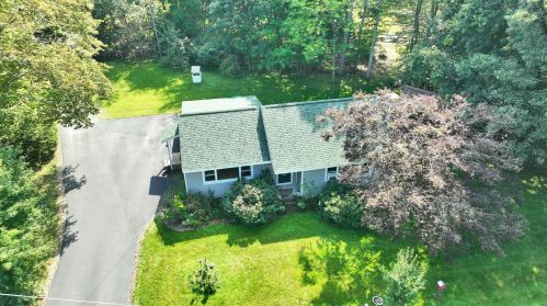 96 Green Rd, Raymond, NH 03077-1765