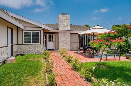 6527 Mercer St, San Diego, CA 92122-2318