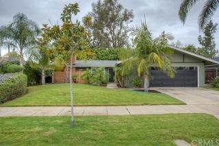 1215 Fairway Dr, Orange, CA 92866-3207
