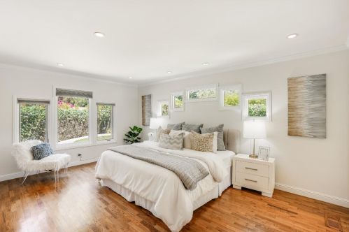 368 Fontainbleau Ter, Los Altos CA  94022-2229 exterior