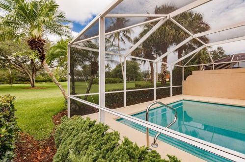3668 El Segundo Ct, Naples FL 34109-1398 exterior