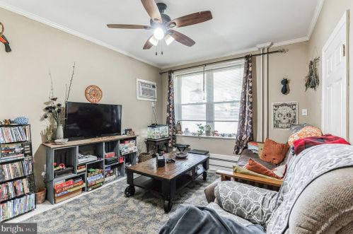 325 Brighton Ter, Holmes PA  19043-1010 exterior