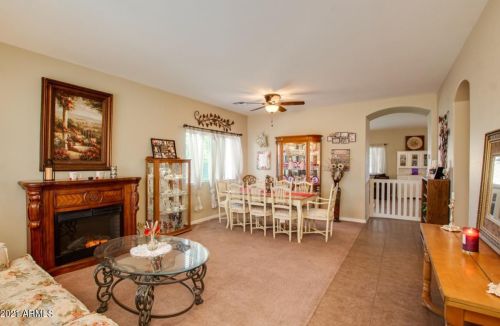 1016 Heatherwood St, San Tan Valley, AZ 85140-7614
