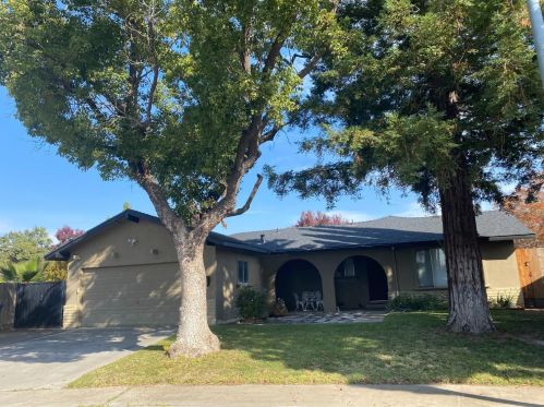 1609 Marty Ct, Modesto CA  95350-0514 exterior