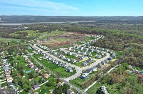 20 Steeple Chase Dr, York Haven PA  17370 exterior