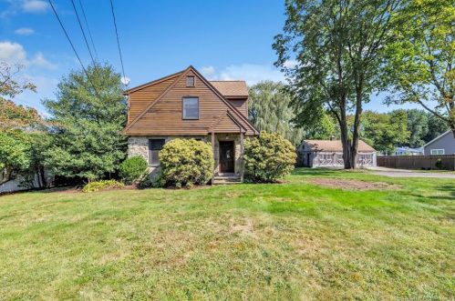 1938 Nichols Ave, Stratford, CT 06614-1710