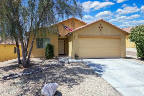 3049 Mountain Dew St, Tucson, AZ 85746-1096