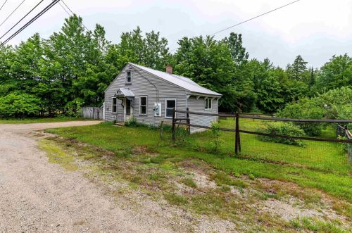 819 Eaton Rd, Conway NH  03818-6113 exterior
