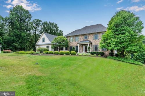 644 Southridge Dr, Navy Sup Dpt PA  17055-6025 exterior