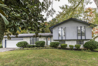 5925 Westmere Dr, Knoxville, TN 37909-1052
