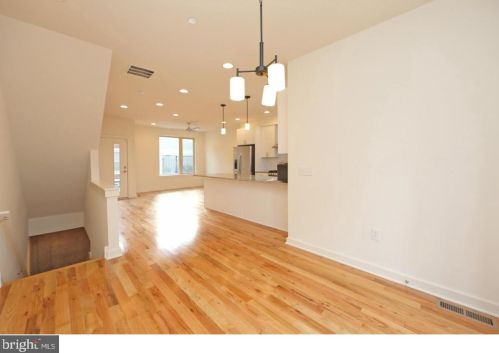 2652 Collins St, Philadelphia PA  19125-1408 exterior