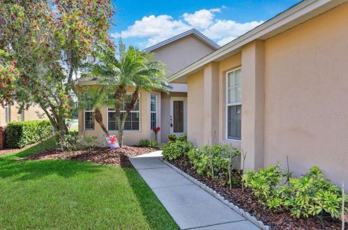 7016 Lake Eaglebrooke Dr, Lakeland, FL 33813-5634