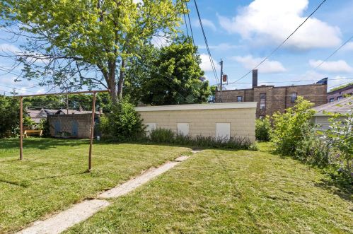 2968 Newhall St, Milwaukee WI  53211-3223 exterior