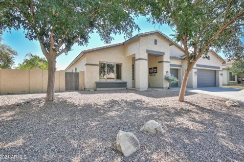 147 Date Palm Dr, Gilbert, AZ 85234-6181