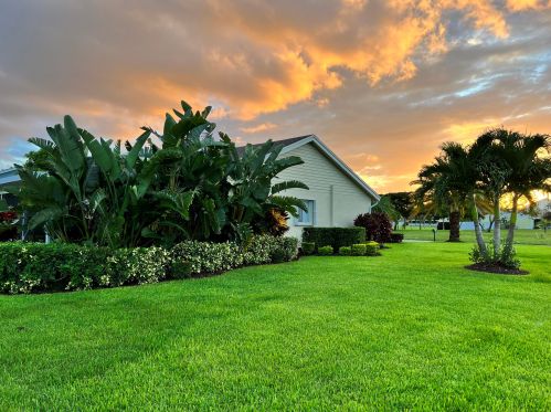9572 Arbor Meadow Dr, Boynton Beach FL  33437-3625 exterior