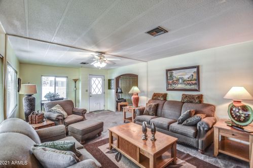 25403 Wyoming Ave, Chandler AZ  85248-6460 exterior