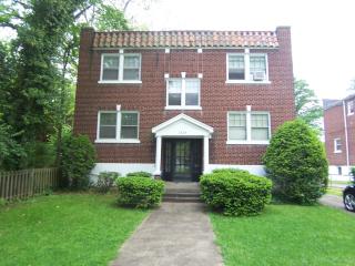 1324 Barret Ave, Louisville KY  40204-2472 exterior