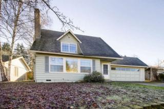 5053 Melinda Ct, Salem, OR 97306-2051