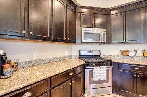 59 8th St, Templeton CA  93465-9343 exterior