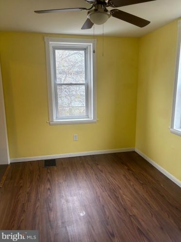 932 Davis St, West Deptford NJ  08096-5866 exterior