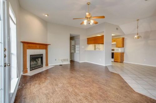 1913 Lee Dr, Denton TX  76209-4789 exterior