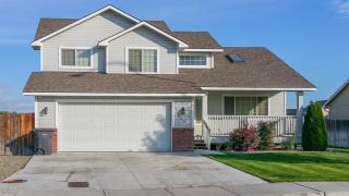 2005 Wellington Dr, Yakima, WA 98903-1135