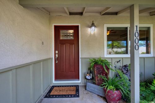 1000 Woodridge Dr, Vacaville CA  95687-6440 exterior