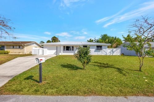 3583 Cosmos St, West Palm Beach, FL 33410-5640
