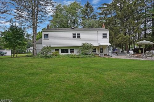 36 Lake Dr, Dover NJ  07869-3459 exterior