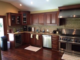 3232 Fermi Dr, Topanga CA  90290-4431 exterior