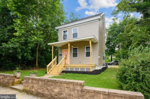 12 Poplar St, Swedesboro NJ  08085-1228 exterior