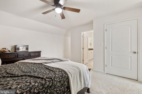 12950 Lemaster Dr, Nokesville VA  20181-2457 exterior
