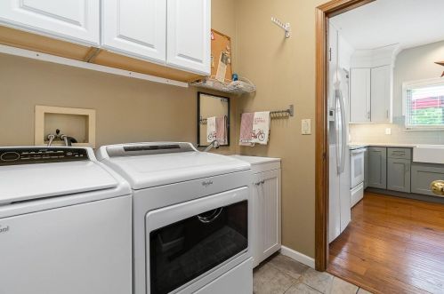2960 Wynridge Dr, Darbydale OH  43123-8706 exterior