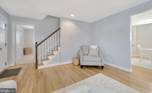 232 Lyndhurst Ave, Wilmington DE  19803-2346 exterior