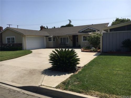 9434 Sideview Dr, Downey, CA 90240-3048