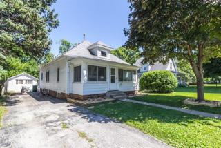 205 Pleasant St, Ankeny, IA 50023-3024