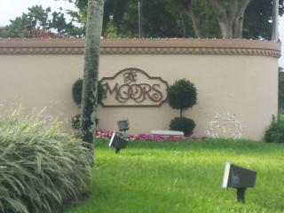 17629 62nd Ct, Hialeah, FL 33015-4492