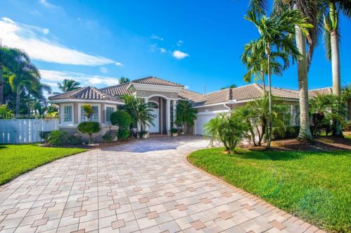 13716 18th St, Hollywood, FL 33028-2600