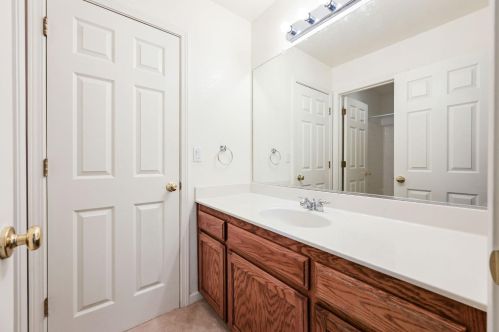 447 Henley Pkwy, Grayson CA  95363-8828 exterior